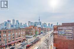 809 - 10 WILLISON SQUARE Toronto, ON M5T 1E7