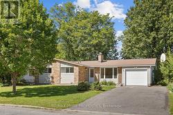 104 QUEENSLINE DRIVE Ottawa, ON K2H 7J5