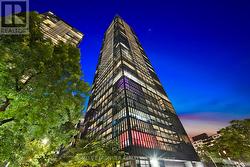 4202 - 101 CHARLES STREET E Toronto, ON M4Y 1V2