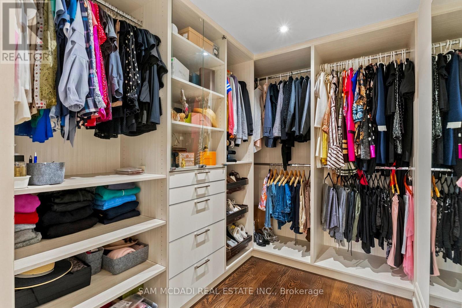 955 Caldwell Avenue, Mississauga, ON