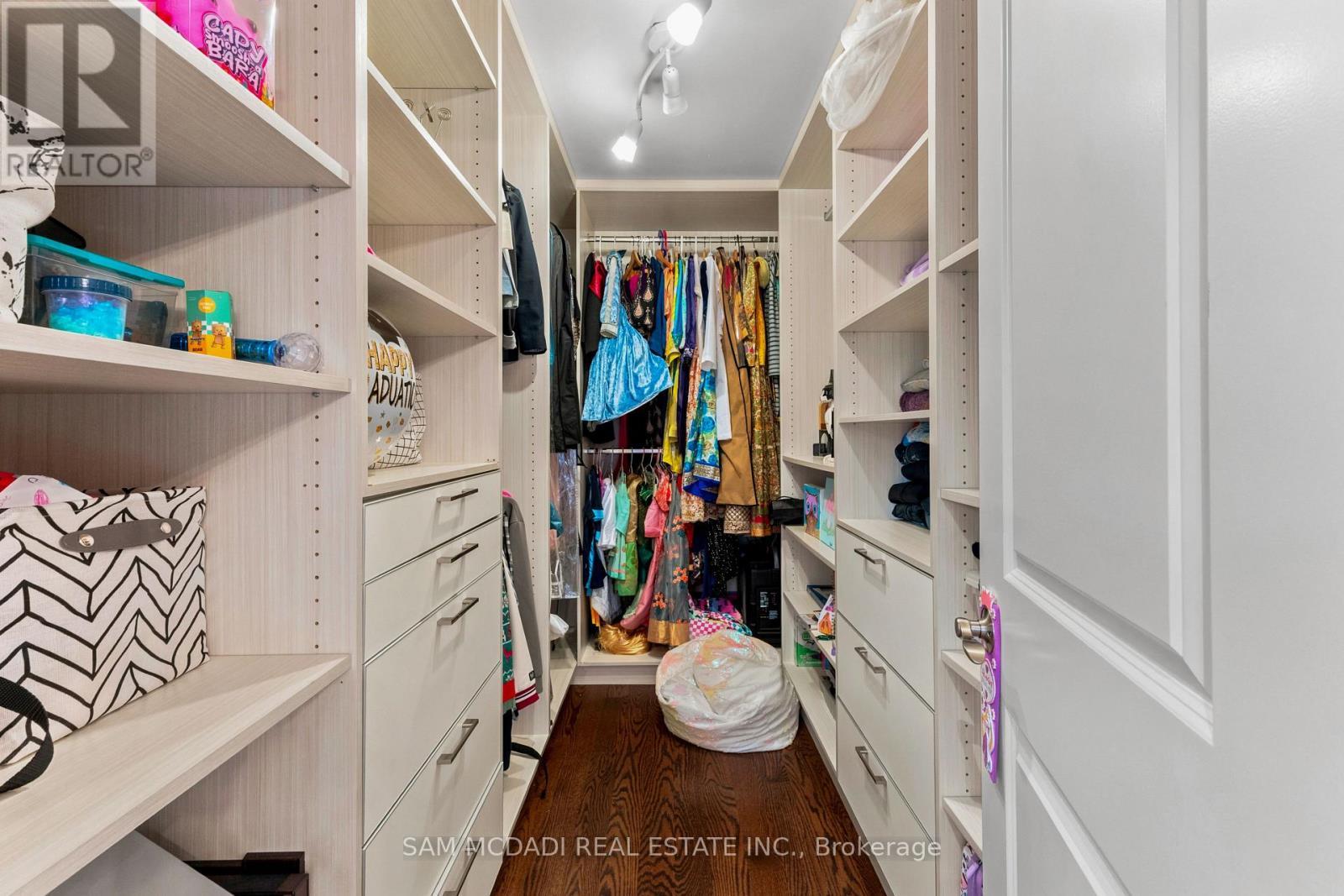 955 Caldwell Avenue, Mississauga, ON