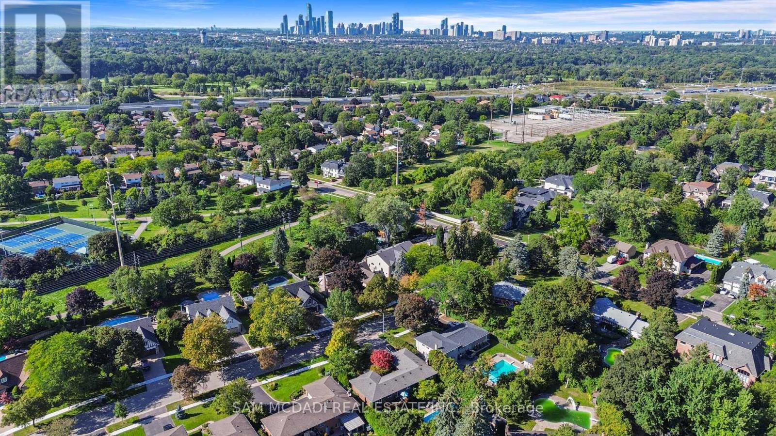 955 Caldwell Avenue, Mississauga, ON