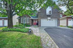 1672 DES RAVINS PLACE Ottawa, ON K1C 6H7