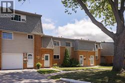 2626 Vine COURT Unit# 137 Windsor, ON N8T 2X3