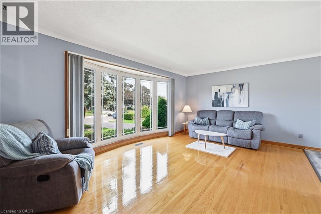 1470 Mountain Grove Avenue, Burlington, ON