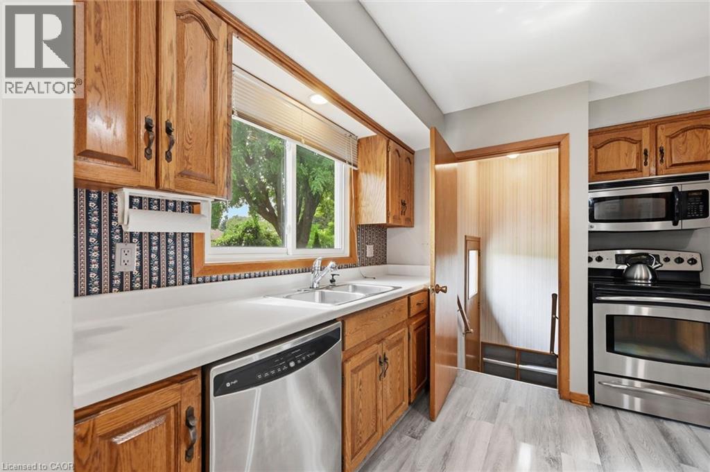 1470 Mountain Grove Avenue, Burlington, ON