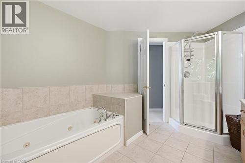15 Carolinian Lane, Cambridge, ON 