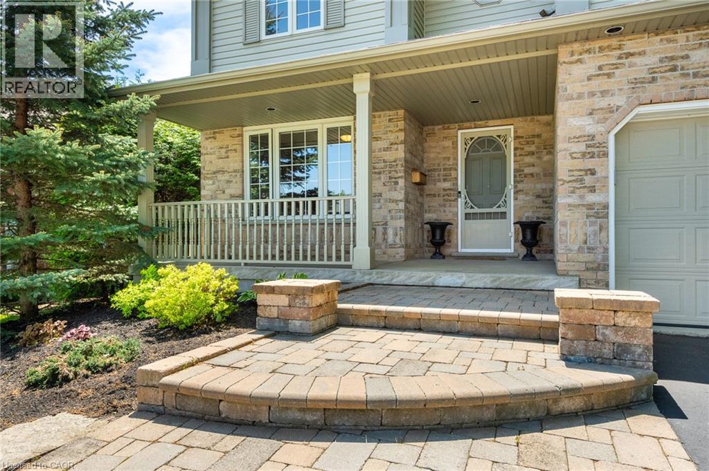 15 Carolinian Lane, Cambridge, ON