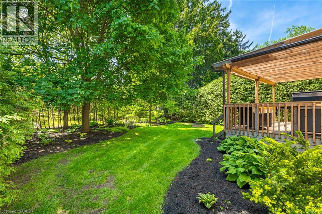 15 Carolinian Lane, Cambridge, ON