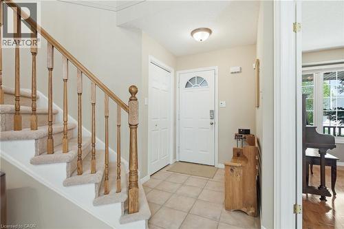 15 Carolinian Lane, Cambridge, ON 