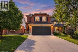 23 DESANTIS Court  Hamilton, ON L8W 3A9