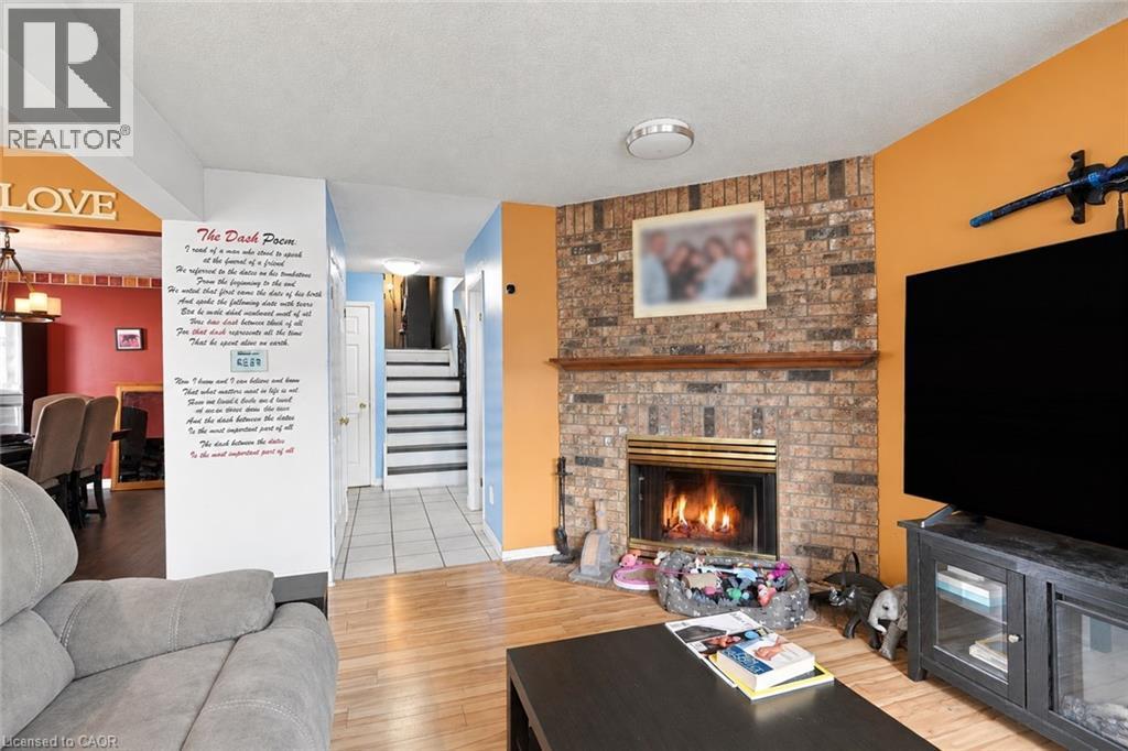 23 Desantis Court, Hamilton, ON