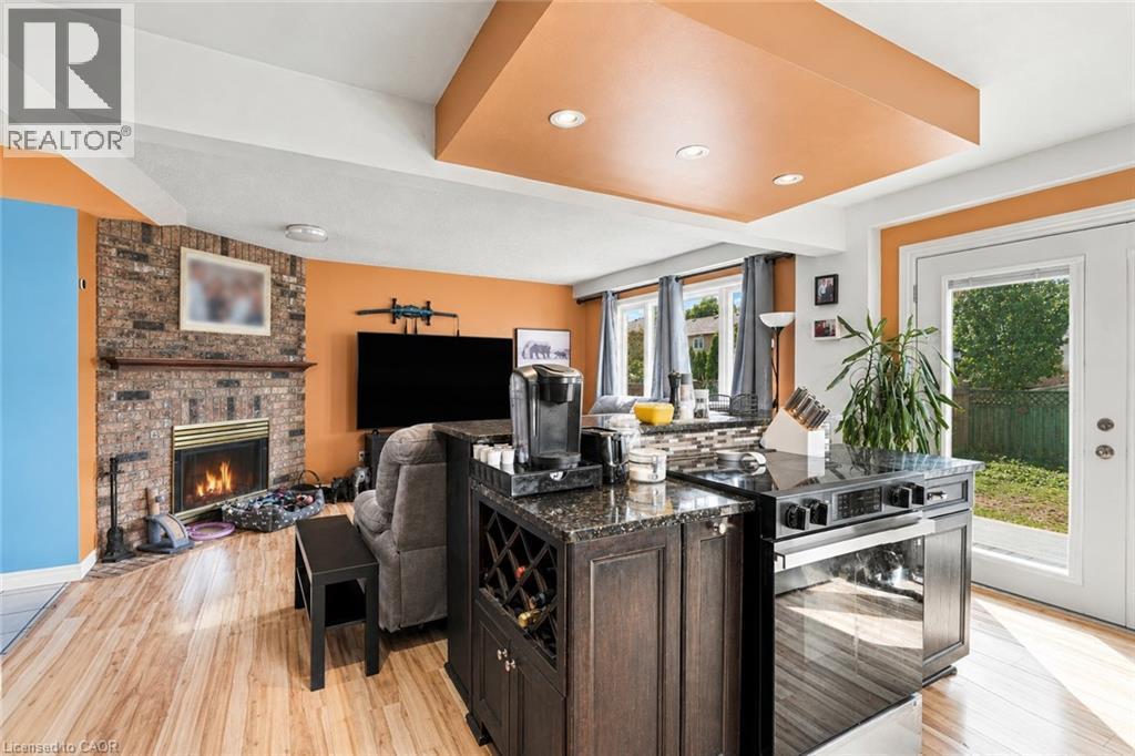 23 Desantis Court, Hamilton, ON