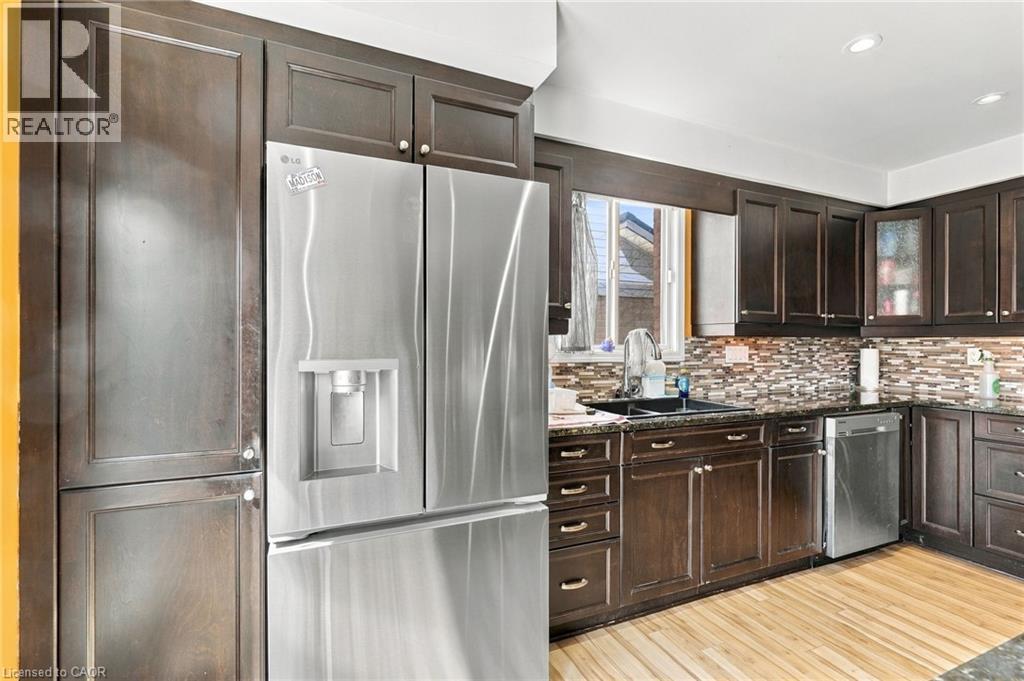 23 Desantis Court, Hamilton, ON