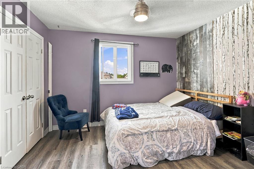 23 Desantis Court, Hamilton, ON