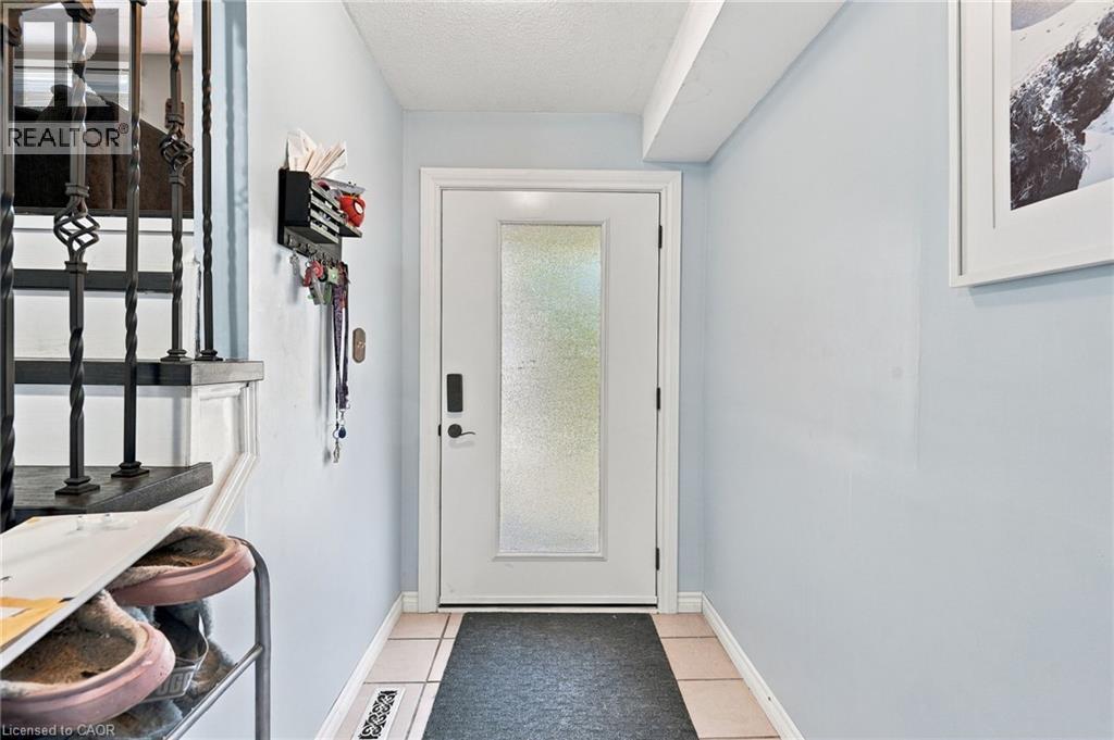 23 Desantis Court, Hamilton, ON