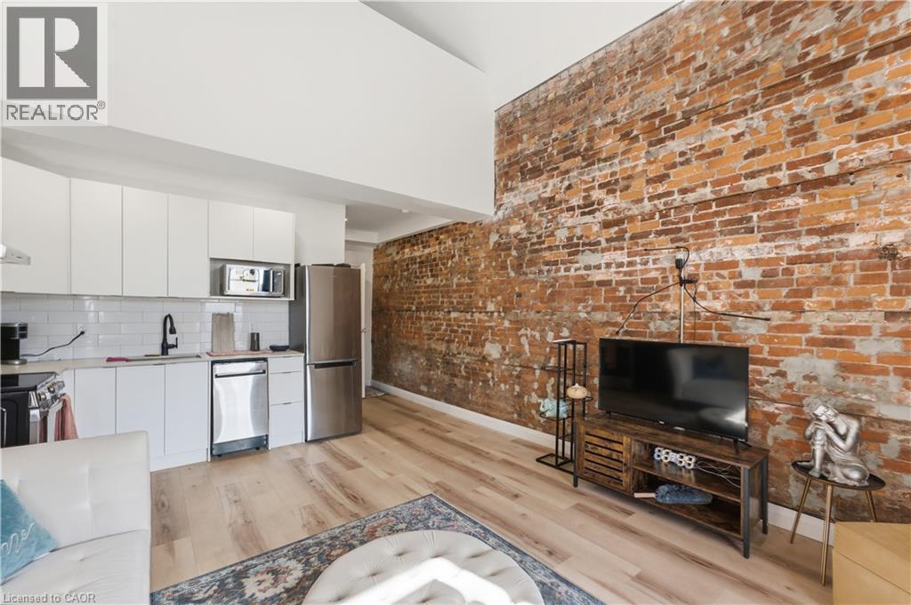45 Wellington Street N, Hamilton, ON