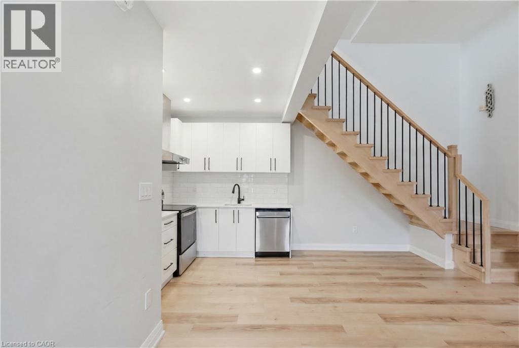 45 Wellington Street N, Hamilton, ON