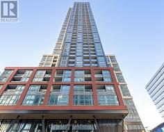 1322 - 108 PETER STREET Toronto, ON M5V 2G7