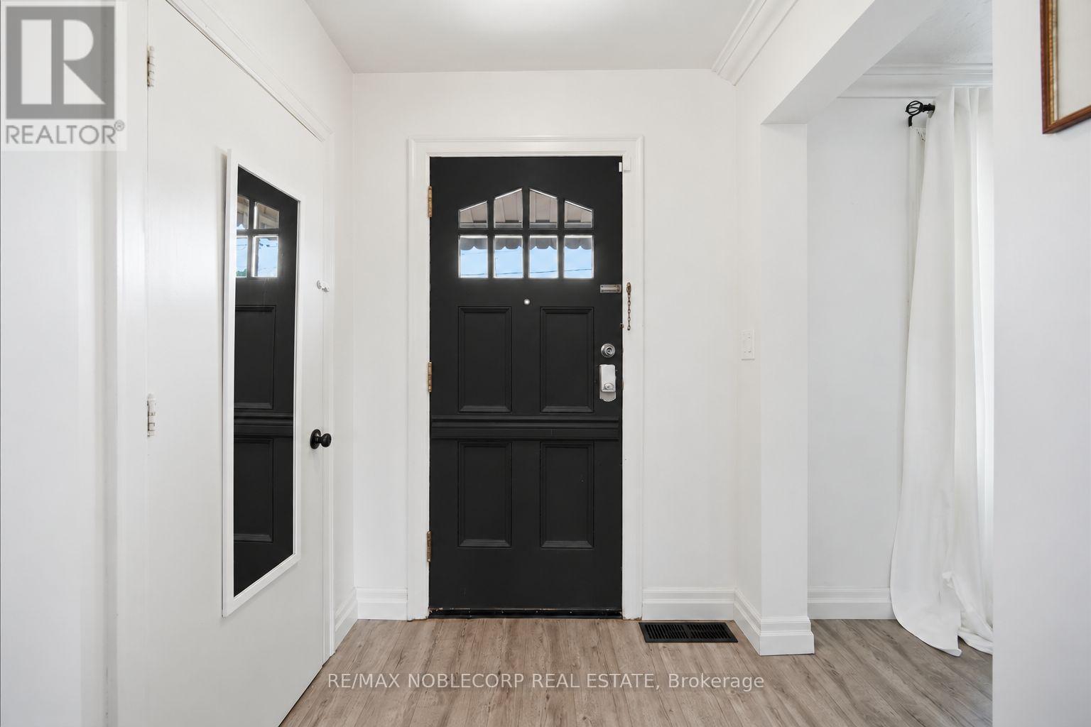 1790 King Street E, Cambridge, ON