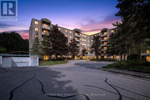 103 - 93 WESTWOOD ROAD  Guelph (Willow West/Sugarbush/West Acres), ON N1H 7J7