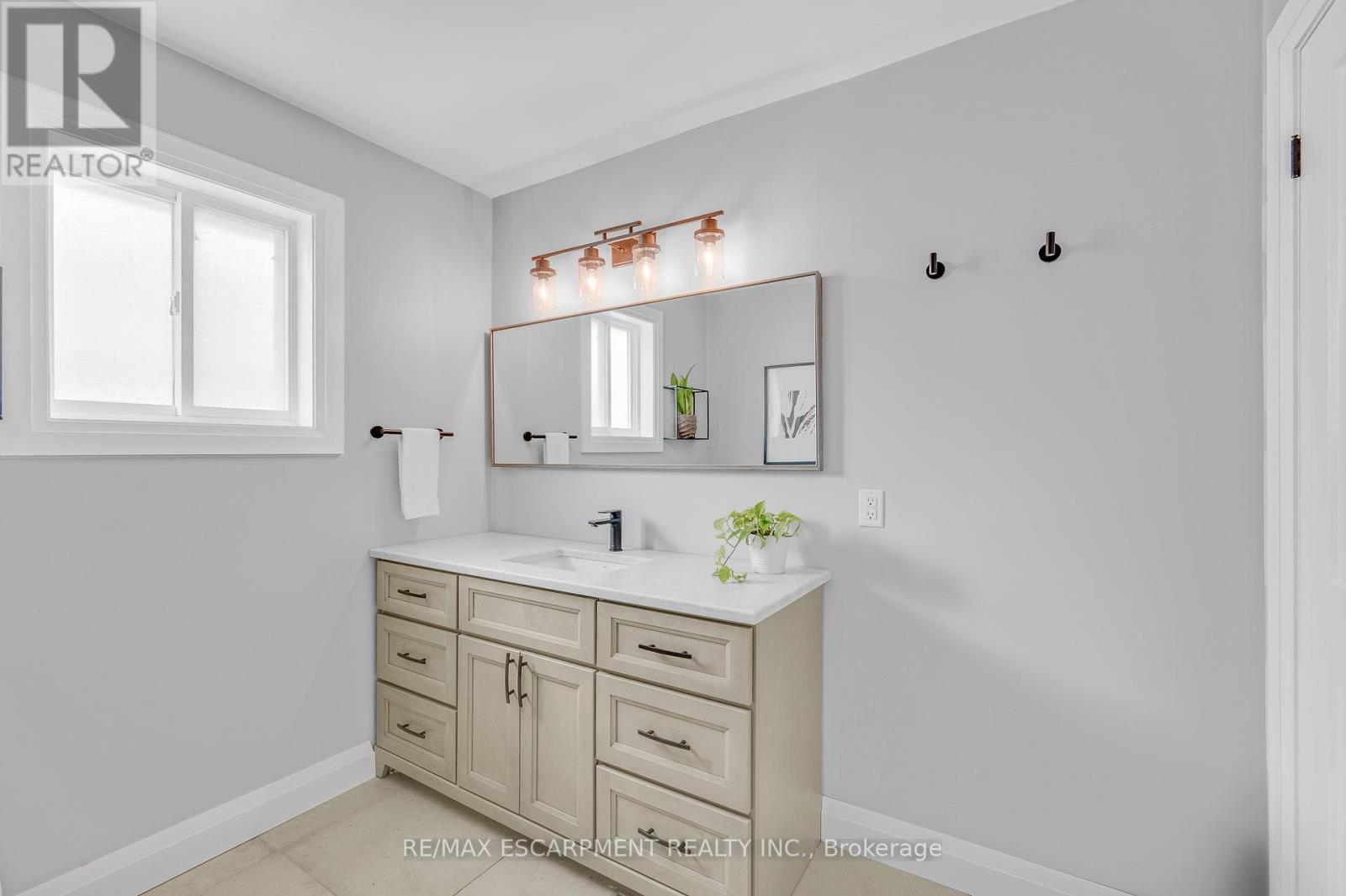 4014 Jarvis Crescent, Burlington, ON