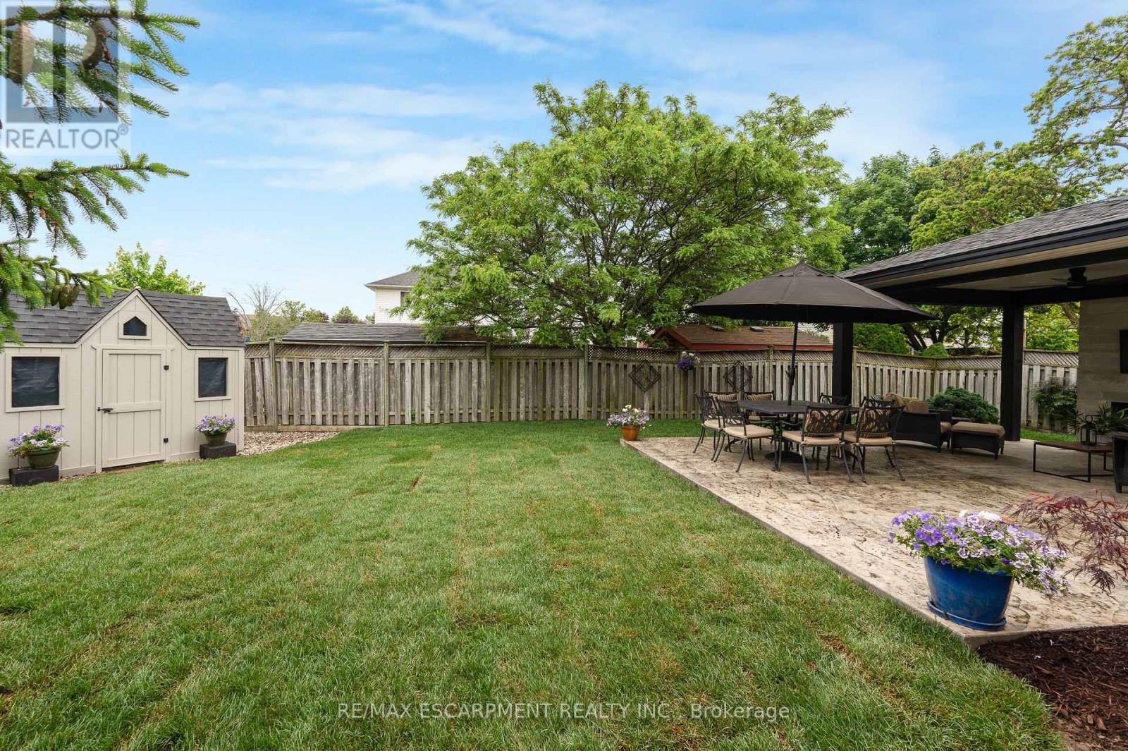 Large Oversized yard - 4014 Jarvis Crescent, Burlington, ON