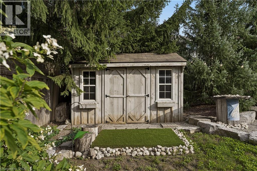 373 Forestlawn Road, Waterloo, ON