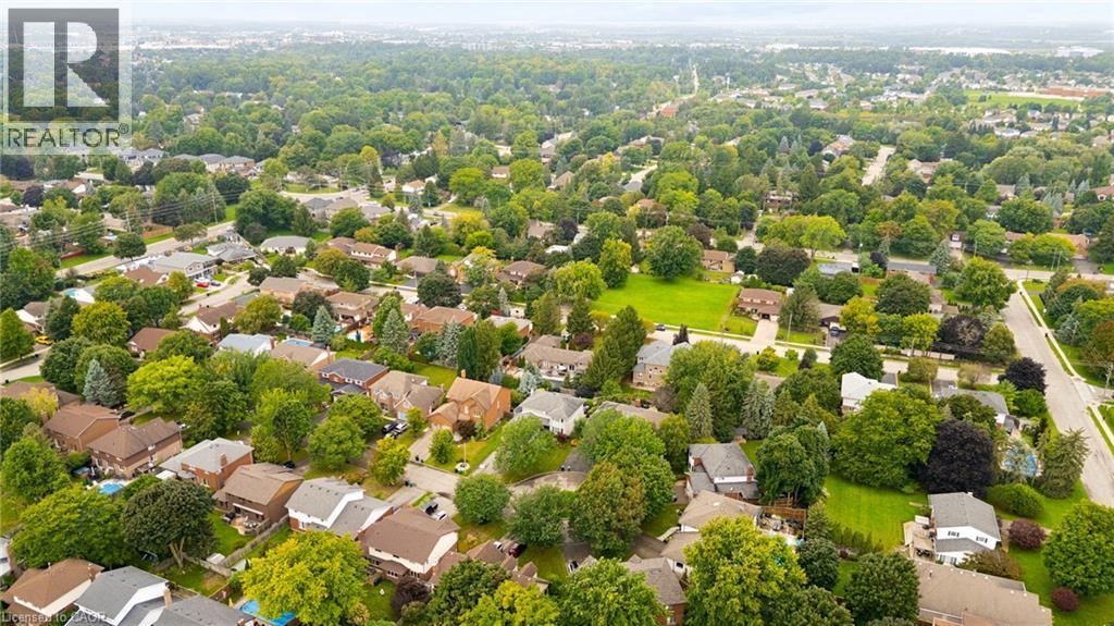 373 Forestlawn Road, Waterloo, ON