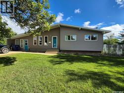 32 Metheral BAY Weyburn, SK S4H 2M6
