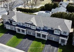 11 DAVINCI BOULEVARD  Hamilton, ON L9B 1B7