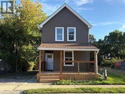 17 ABLE Avenue Brantford, ON N3S 2Y4