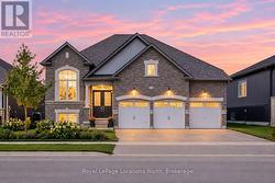 298 RAMBLEWOOD DRIVE Wasaga Beach, ON L9Z 2B2