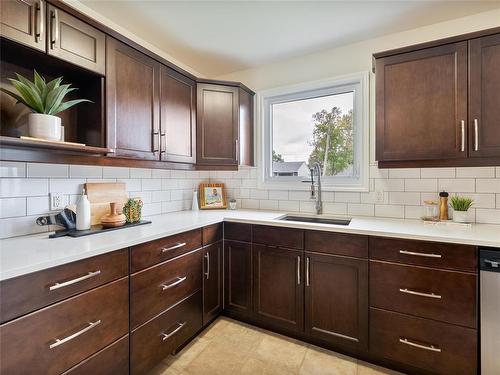 762 Parkdale Street, Winnipeg, MB 