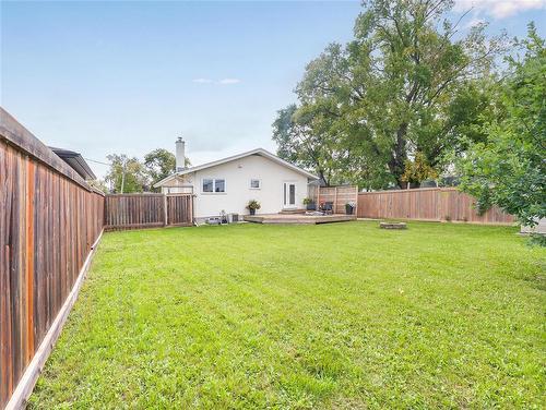 762 Parkdale Street, Winnipeg, MB 
