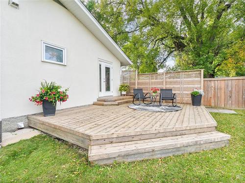 762 Parkdale Street, Winnipeg, MB 