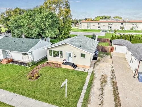 762 Parkdale Street, Winnipeg, MB 