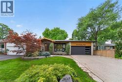 2612 CUSHING Road Mississauga, ON L5K 1X1