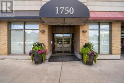 408 - 1750 BAYVIEW AVENUE Toronto, ON M4G 4H6