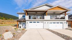 818 Hawkview Drive Creston, BC V0B 1G3