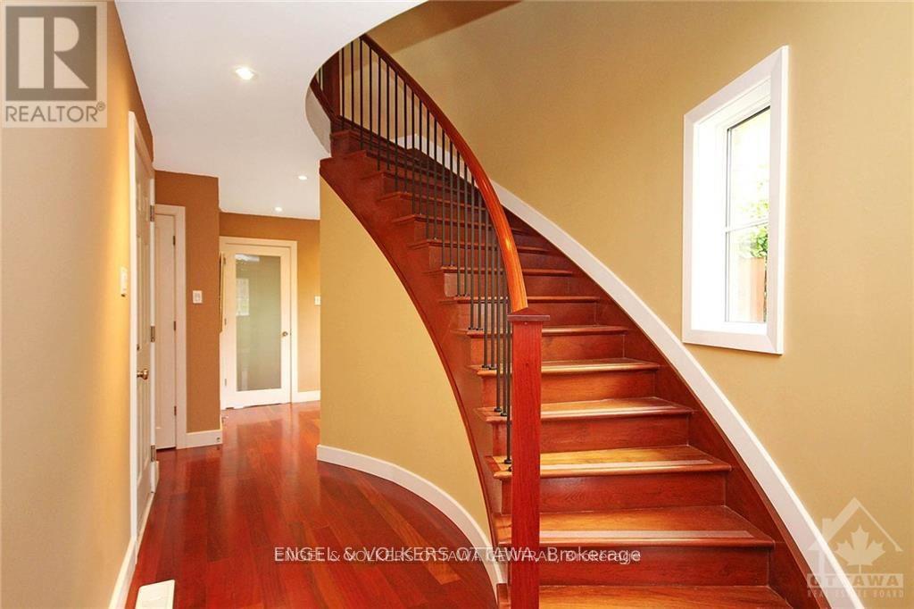 281 Kirchoffer Avenue, Ottawa, ON