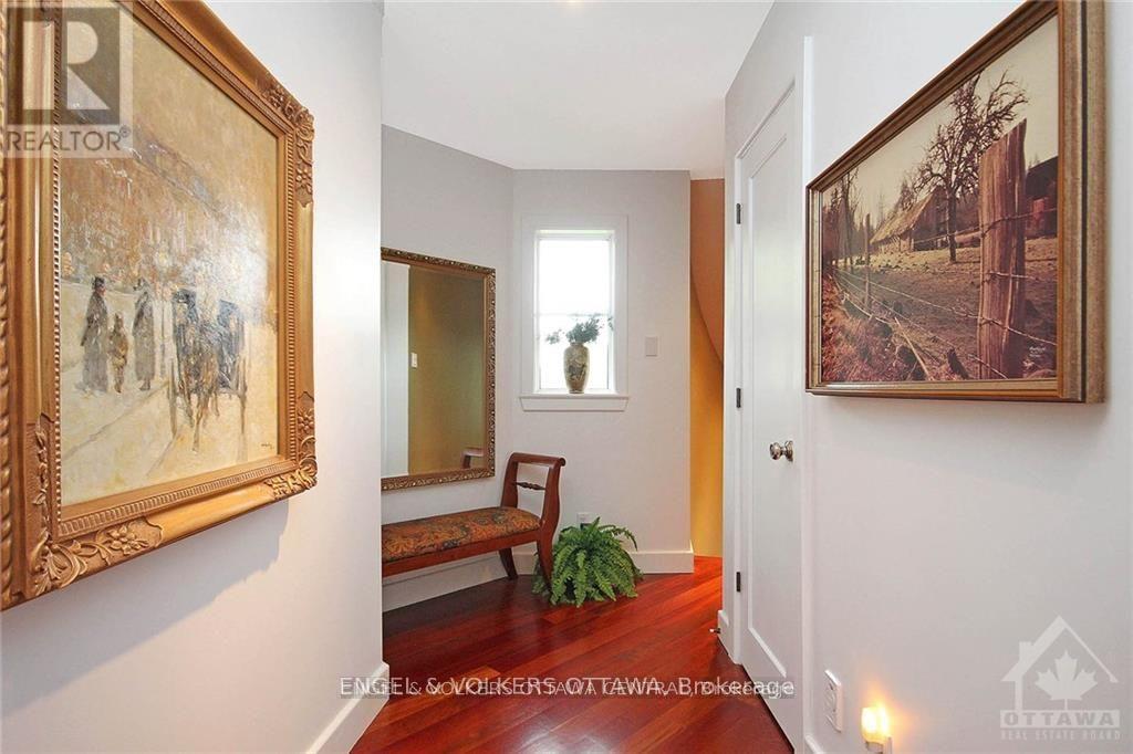281 Kirchoffer Avenue, Ottawa, ON