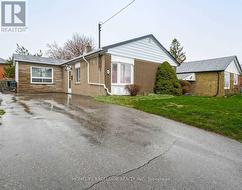 MAIN - 82 PANDORA CIRCLE Toronto, ON M1H 1V7