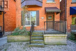 147 HERKIMER STREET  Hamilton, ON L8P 2H2