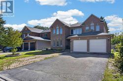 12 BASLAW DRIVE Ottawa, ON K1G 5J8