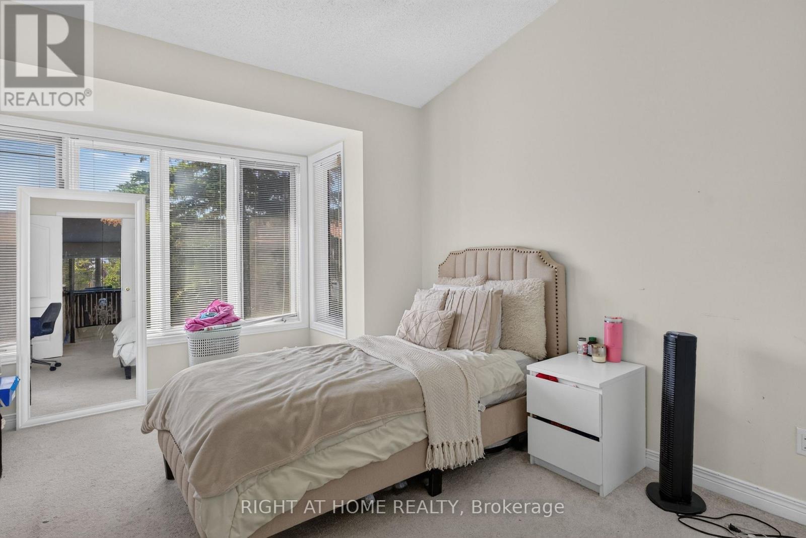12 Baslaw Drive, Ottawa, ON