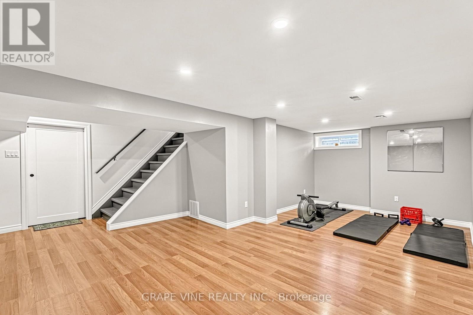 1323 Fernwood Drive, Ottawa, ON