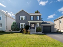 28 Rue Horace-Thomas Drummondville, QC J2A 0C8