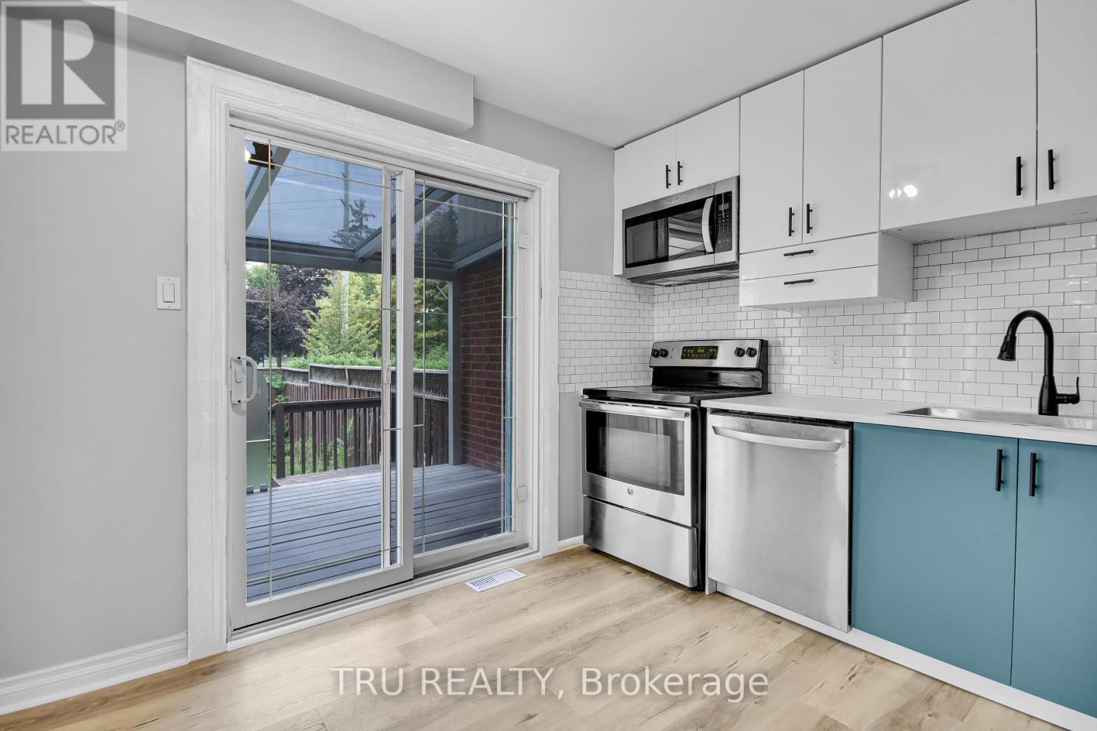 52 Greenboro Crescent, Ottawa, ON