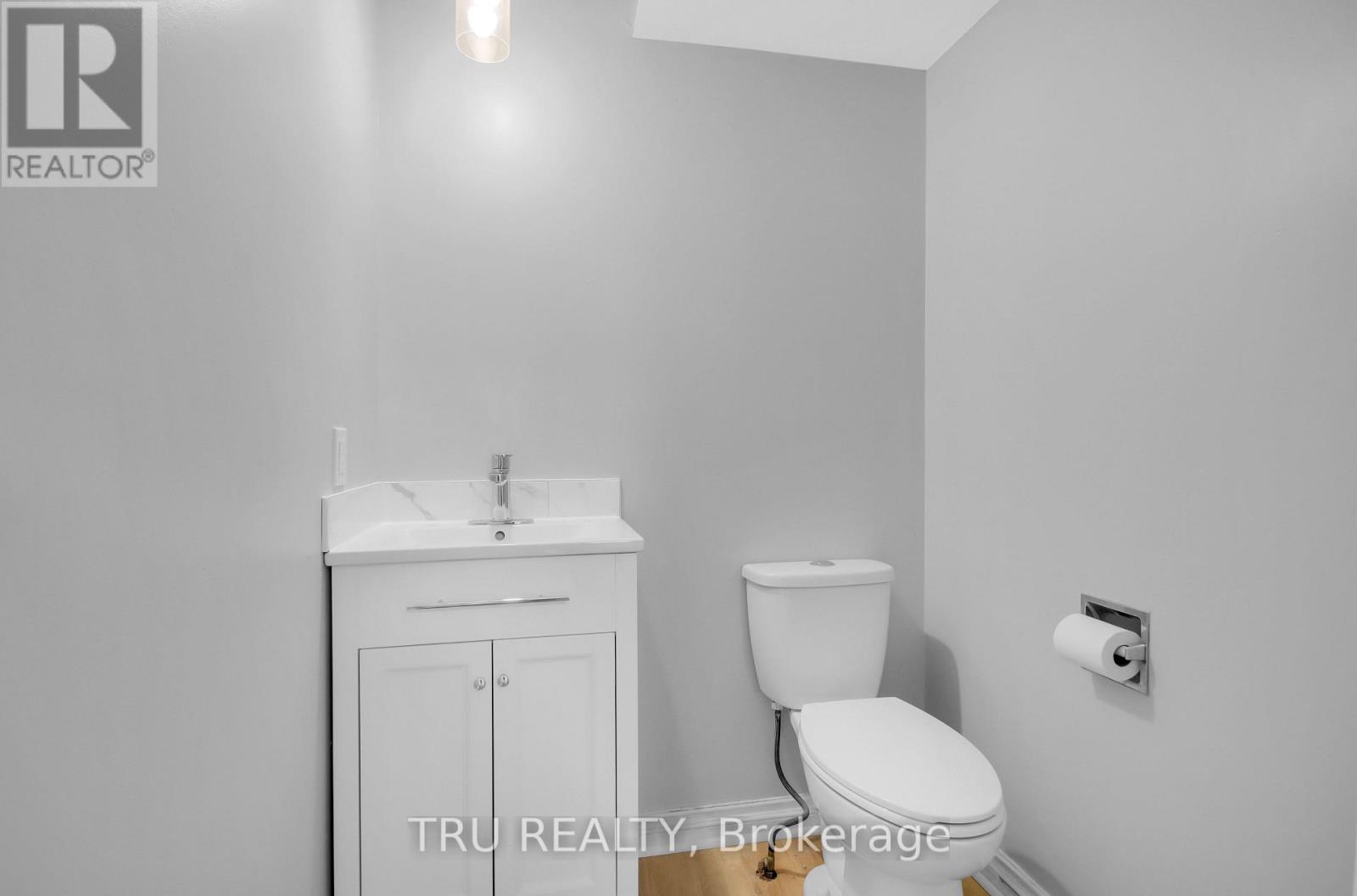 52 Greenboro Crescent, Ottawa, ON